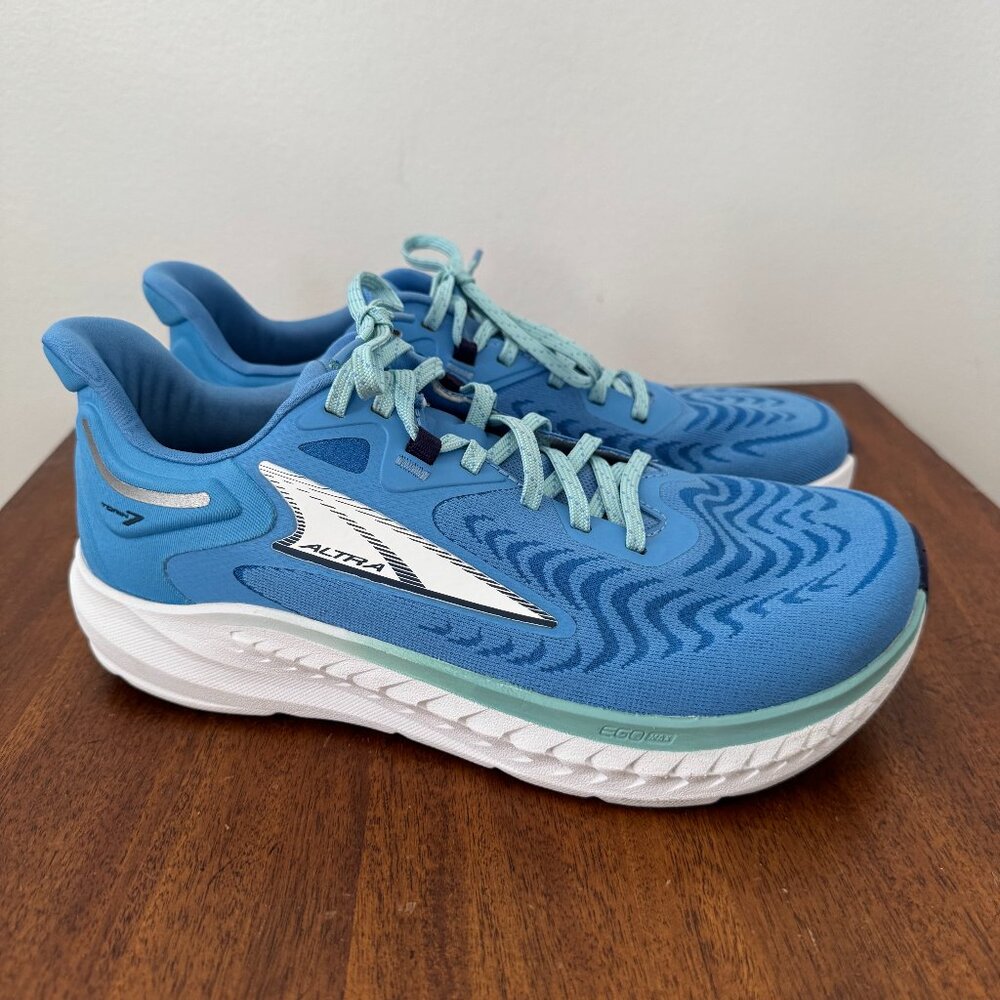 Altra Women's Athletic Shoes - Blue and White